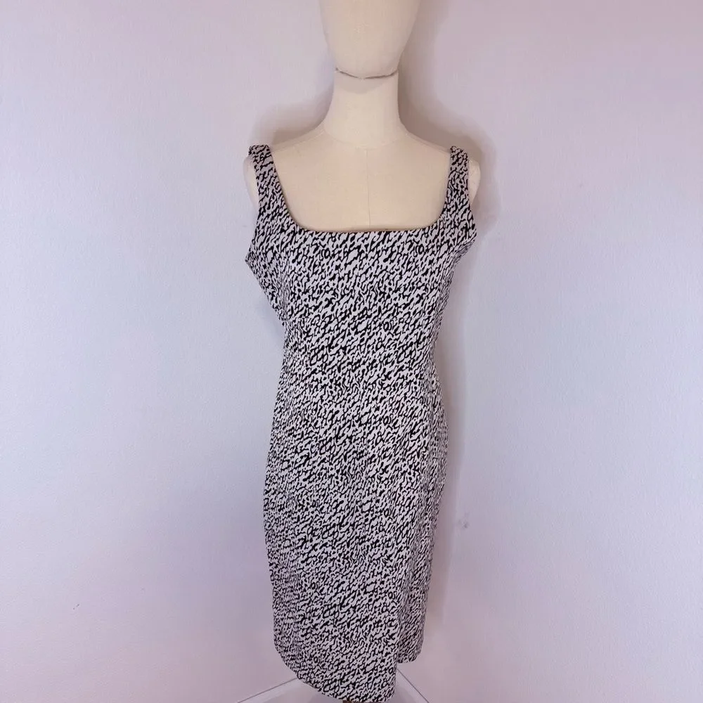 Diane Von Furstenberg Monochrome Animal Print Dress - Size‎ 10